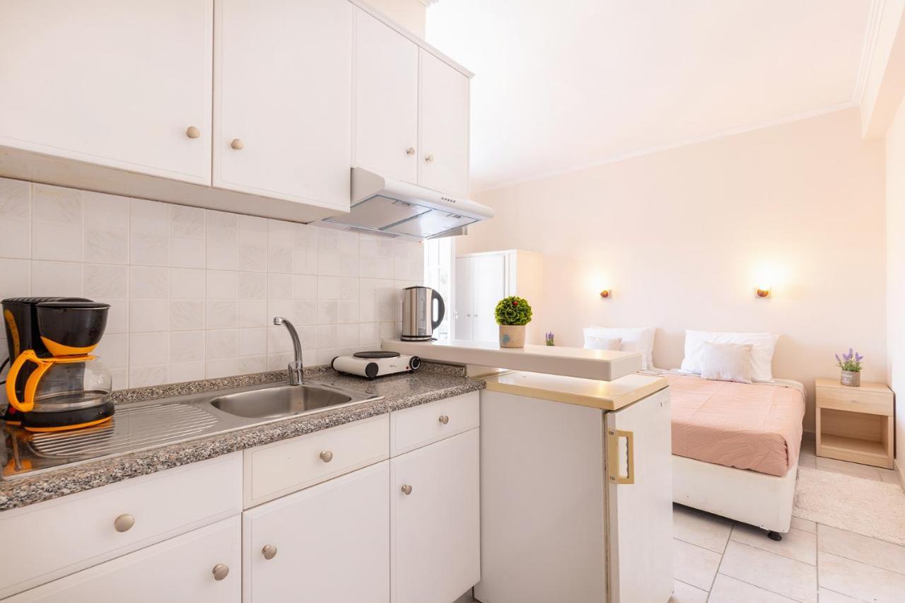 Albatross Apartments By Konnect, Ipsos Corfu Esterno foto